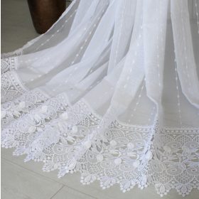   Kész függöny luxury hófehér alapon mintás hímzett 500x250cm