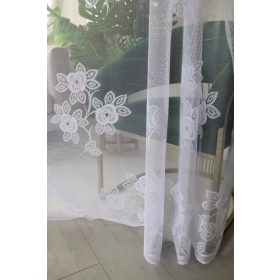     Kész függöny Scarlett Fehér Tavaszi Rózsák minta 300x160cm